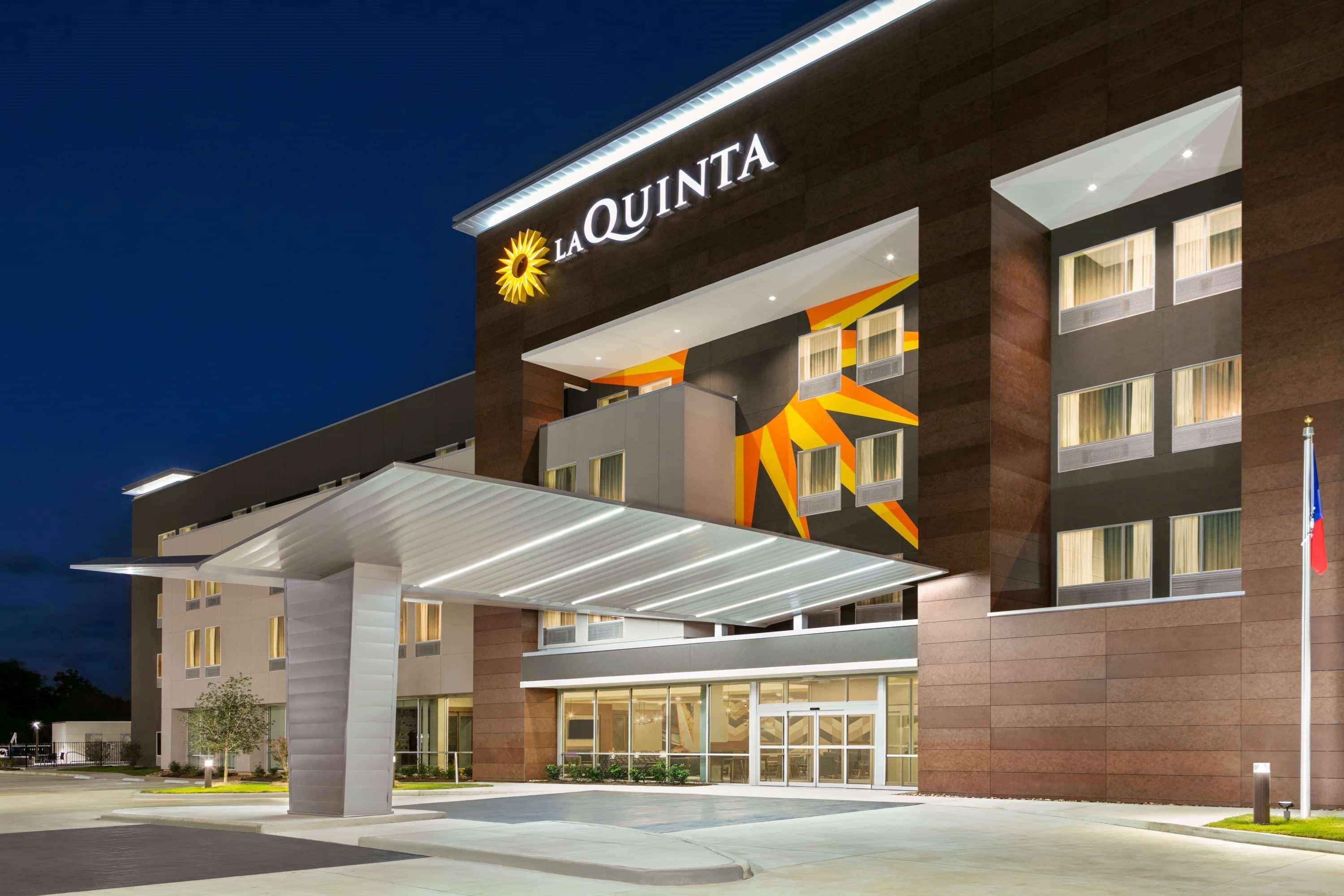 La Quinta Inn & Suites By Wyndham College Station North Exterior foto